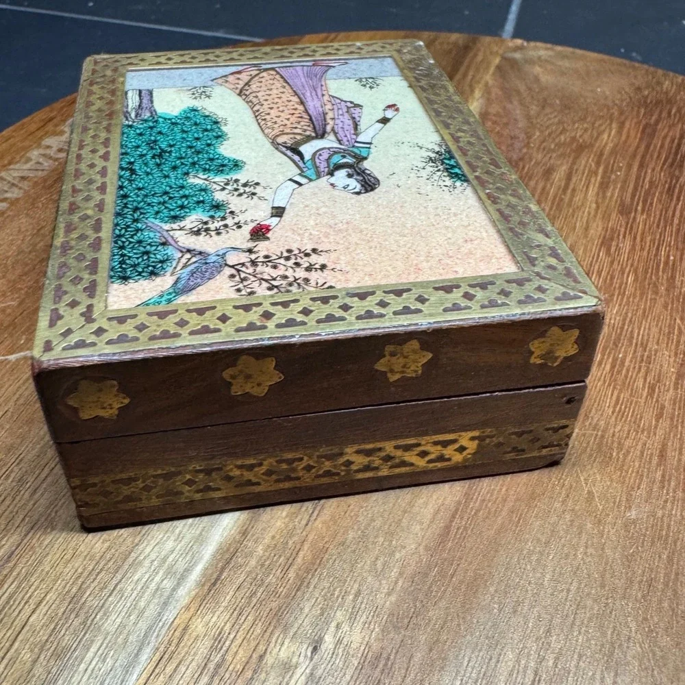 N/A handcrafted wooden